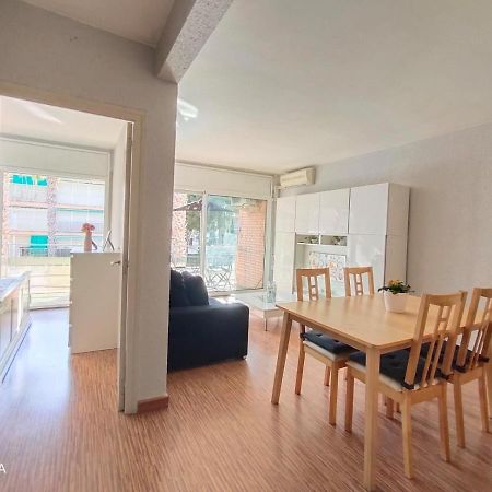 Apartamento Muy Luminoso En Segunda Línea De Mar Roda de Bará Exterior foto