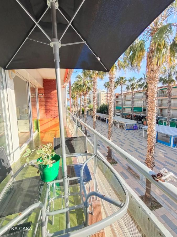 Apartamento Muy Luminoso En Segunda Línea De Mar Roda de Bará Exterior foto